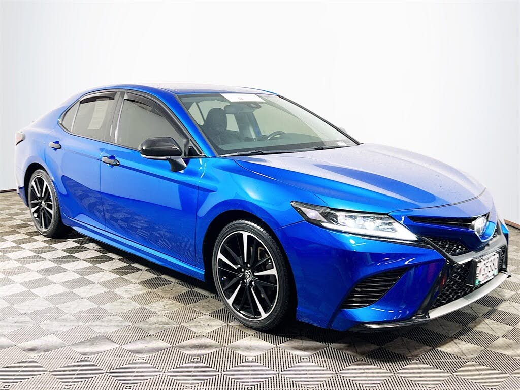 2019 Toyota Camry XSE FWD