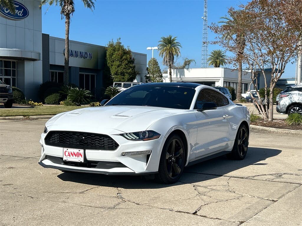 2022 Ford Mustang EcoBoost Premium Fastback RWD