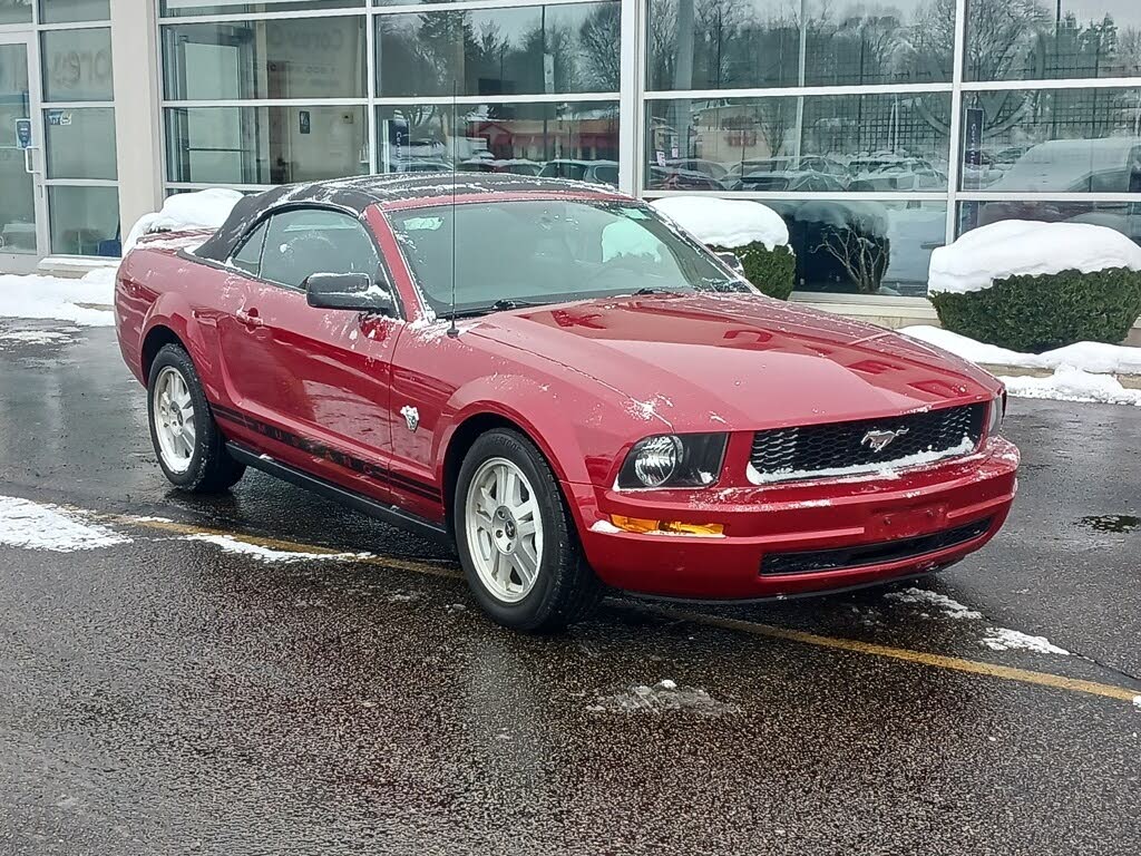 2009 Ford Mustang V6 Convertible RWD