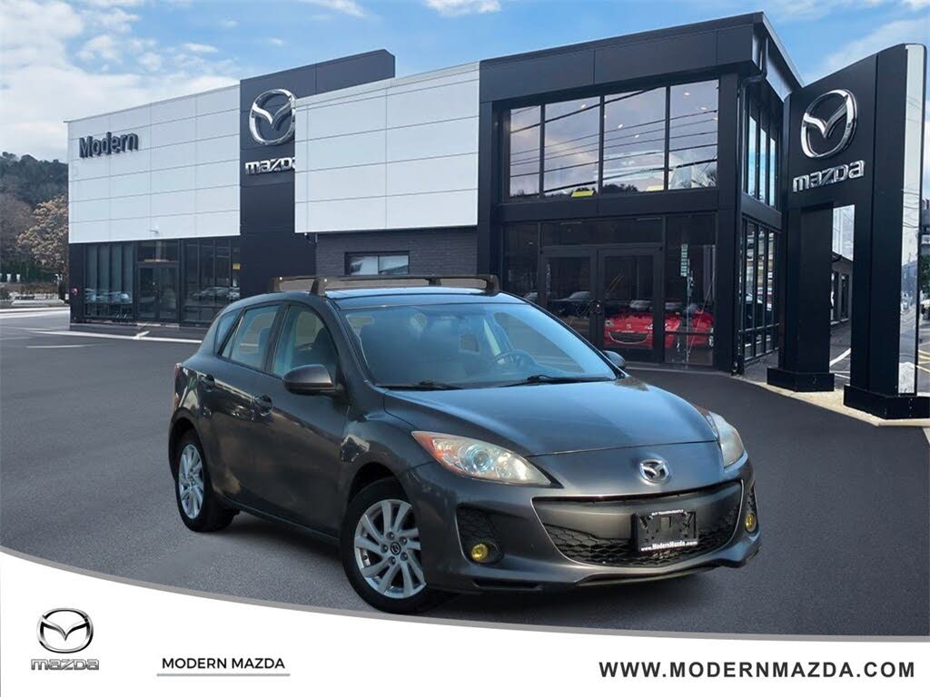 2013 Mazda MAZDA3 i Touring Hatchback