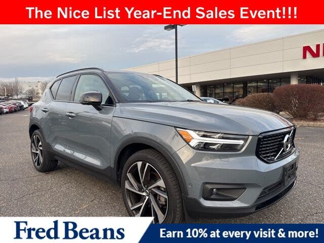 2021 Volvo XC40 T5 R-Design AWD
