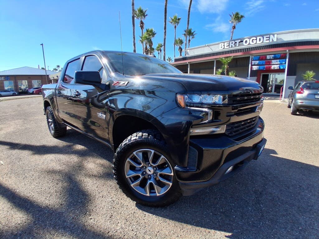 2022 Chevrolet Silverado 1500 RST Crew Cab 4WD