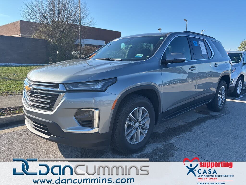 2023 Chevrolet Traverse LT Cloth FWD