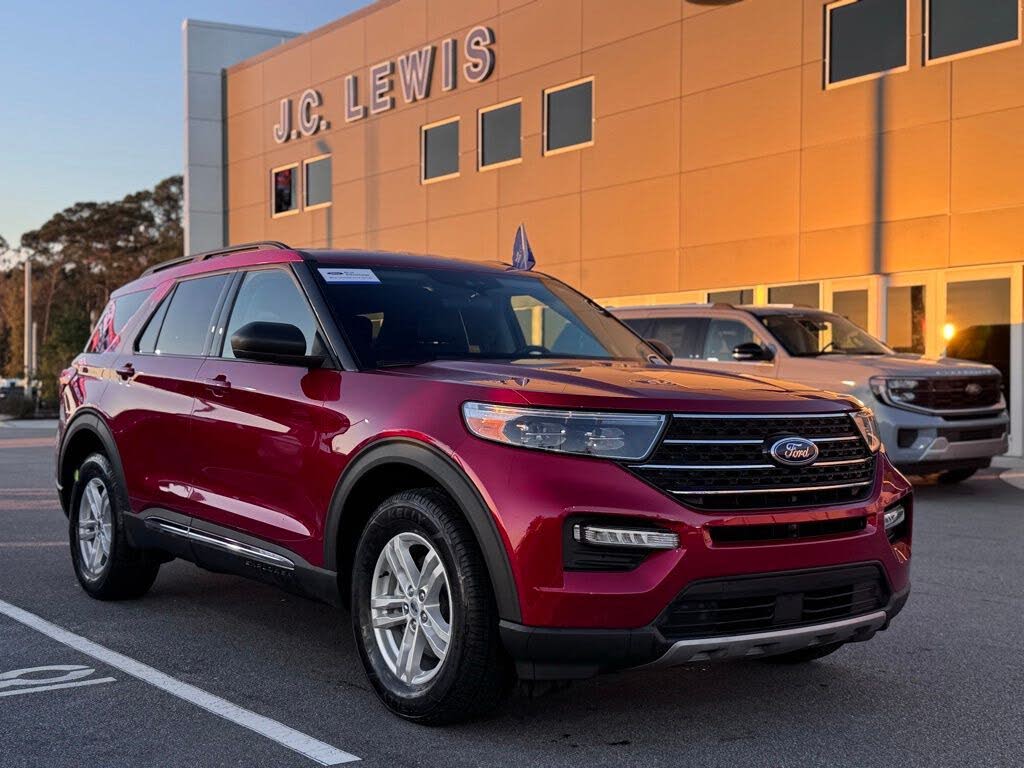 2023 Ford Explorer XLT AWD