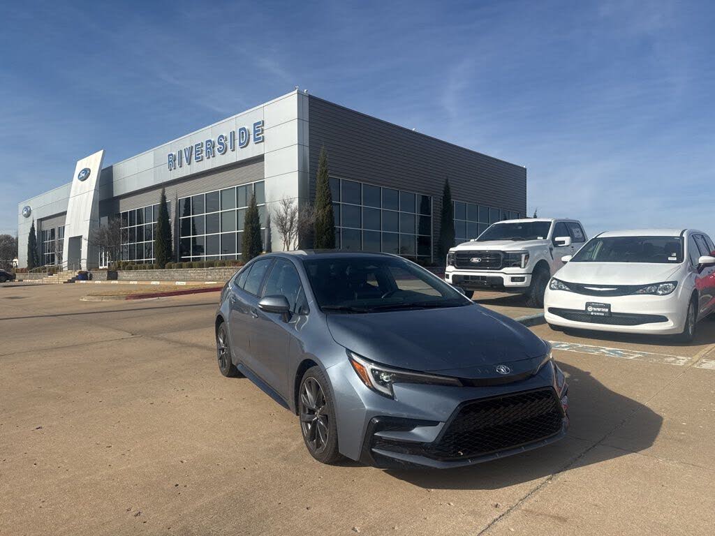 2024 Toyota Corolla SE FWD