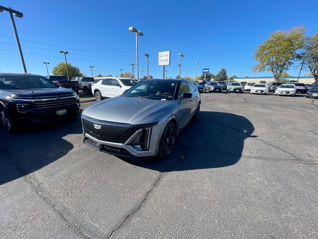 2026 Cadillac LYRIQ-V AWD