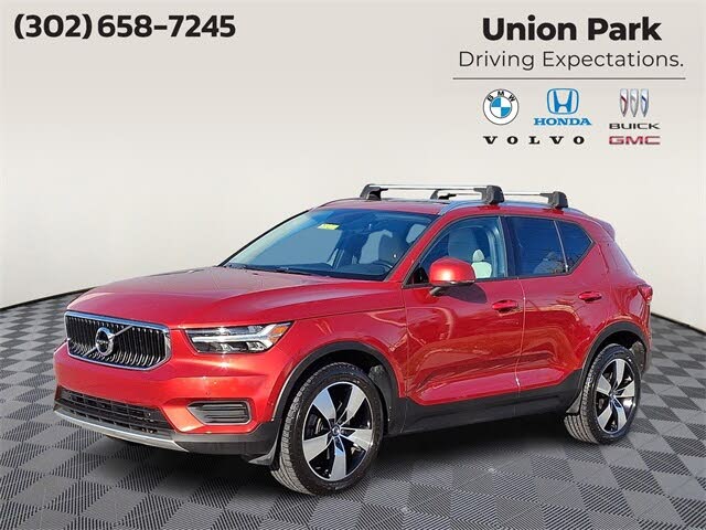 2019 Volvo XC40 T5 Momentum AWD