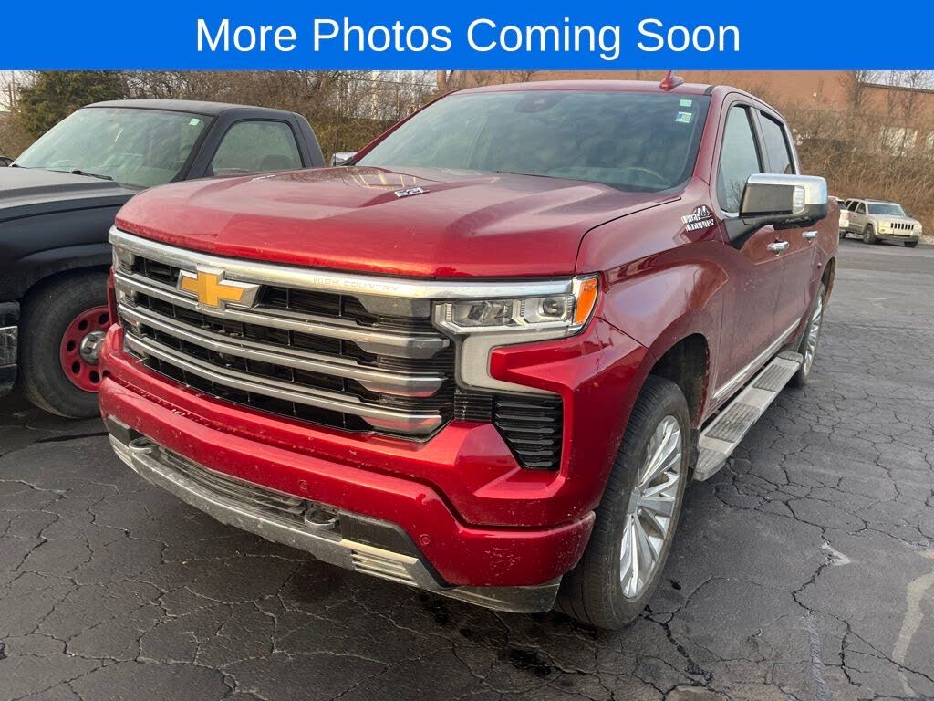 2023 Chevrolet Silverado 1500 High Country Crew Cab 4WD