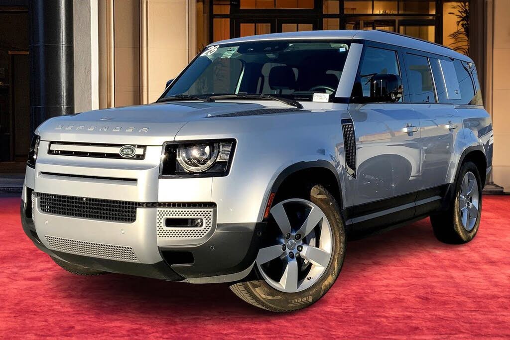 2023 Land Rover Defender 130 SE AWD