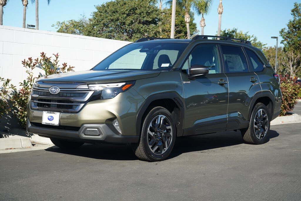 2025 Subaru Forester Hybrid Premium AWD