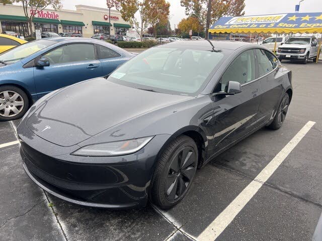 2025 Tesla Model 3 Long Range RWD