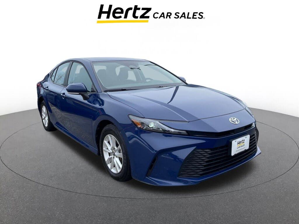 2025 Toyota Camry LE FWD