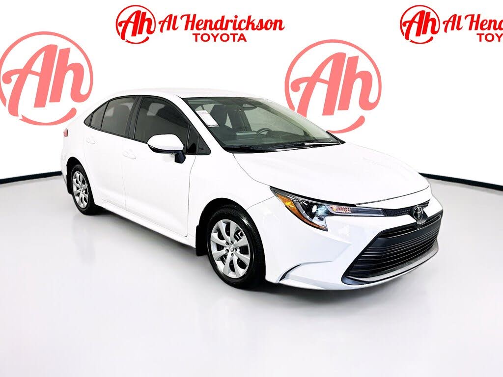 2025 Toyota Corolla LE FWD