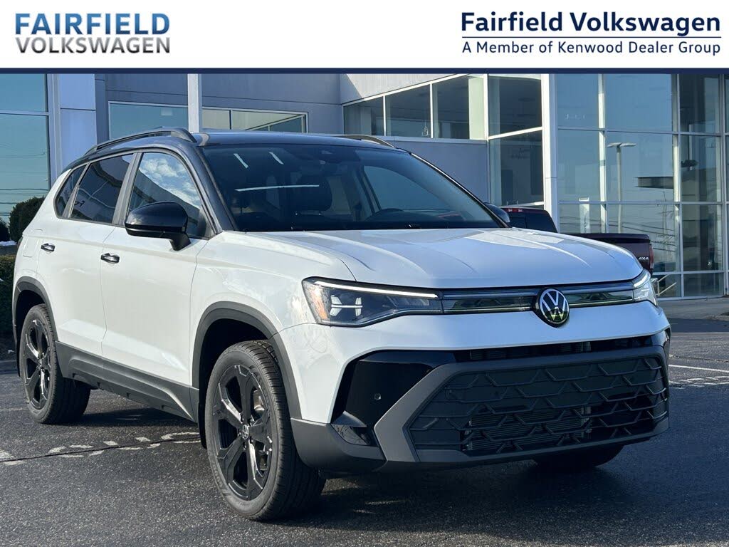 2026 Volkswagen Taos SE Black 4Motion