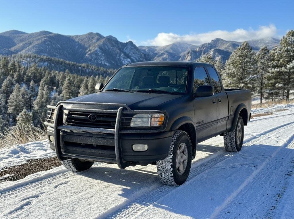2000 Toyota Tundra V8 SR5 4 Door Extended Cab 4WD