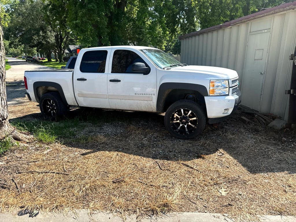 2007 Chevrolet Silverado 1500 1LT Crew Cab RWD
