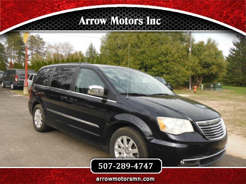 2011 Chrysler Town & Country Touring-L FWD