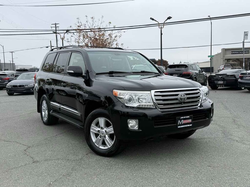2015 Toyota Land Cruiser AWD