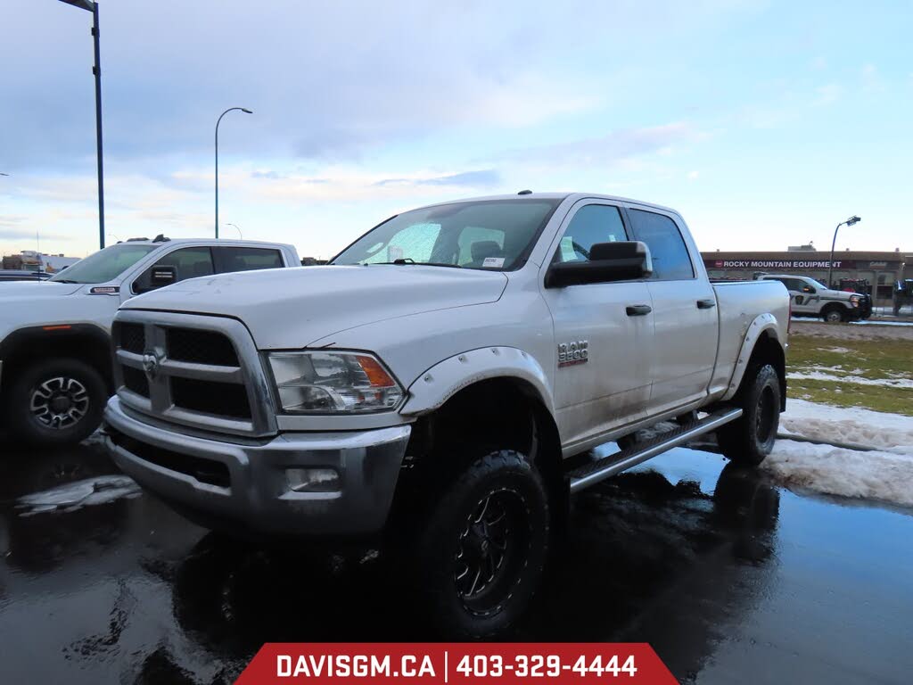 2016 RAM 3500 SLT Crew Cab 4WD