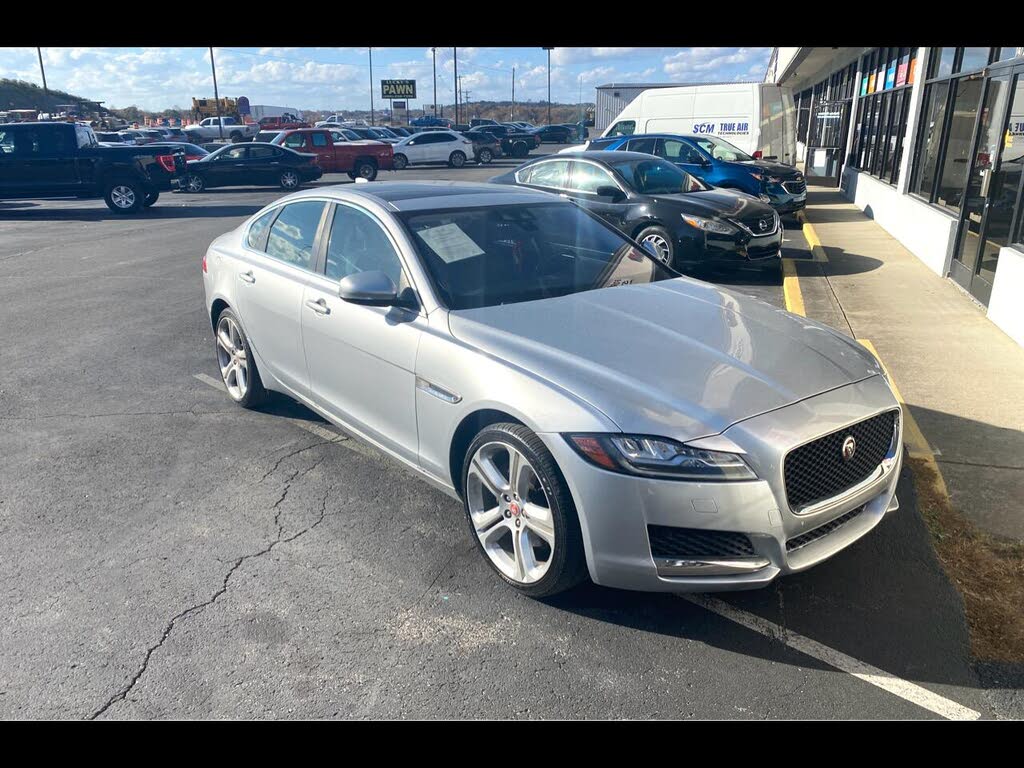 2017 Jaguar XF 20d Premium RWD