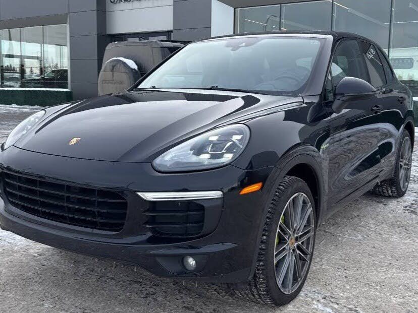 Porsche Cayenne Platinum Edition AWD 2017