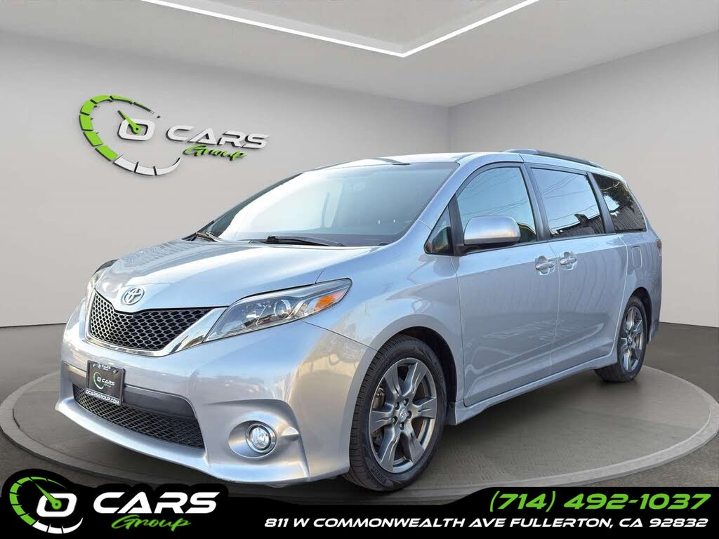 2017 Toyota Sienna SE Premium 8-Passenger FWD