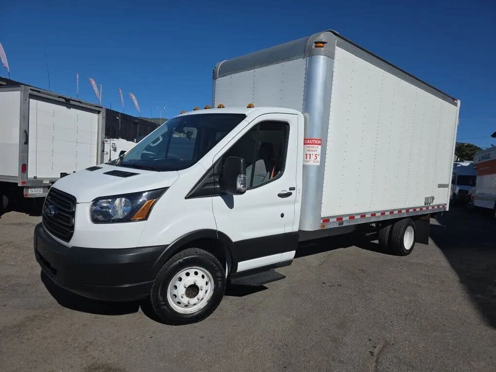 2019 Ford Transit Chassis 350 HD 9950 GVWR 178 DRW RWD