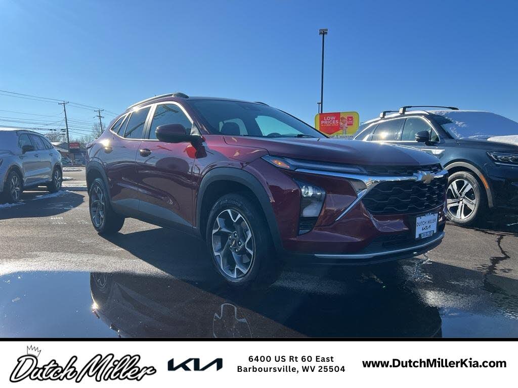 2025 Chevrolet Trax LT FWD