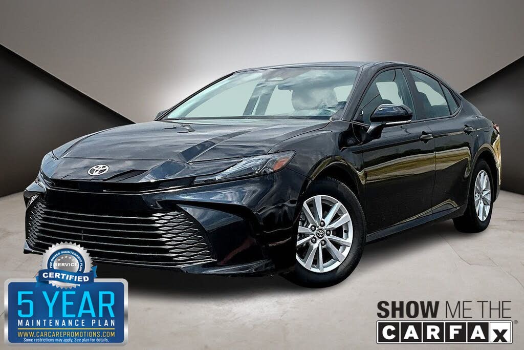2025 Toyota Camry LE FWD