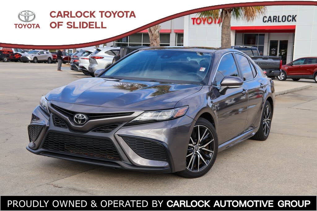 2021 Toyota Camry SE Nightshade FWD