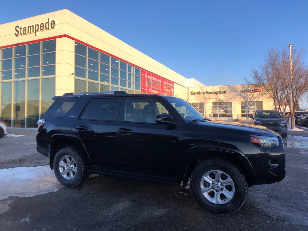 Toyota 4Runner SR5 Premium 4WD 2022