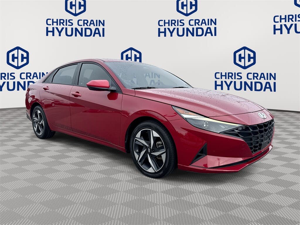 2023 Hyundai Elantra SEL FWD