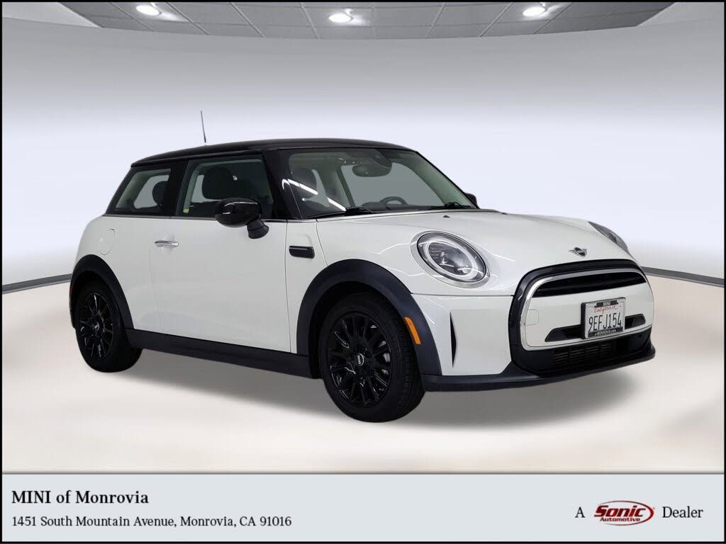 2023 MINI Cooper 2-Door Hatchback FWD