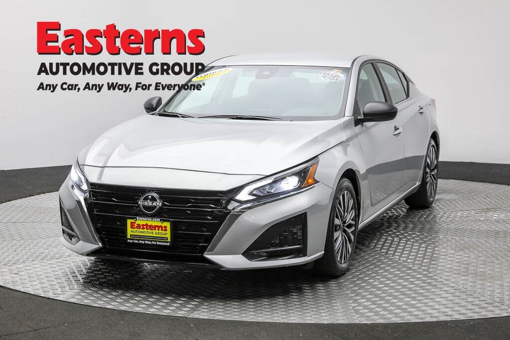 2024 Nissan Altima 2.5 SV FWD