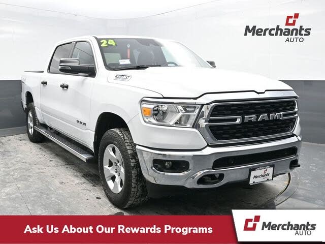 2024 RAM 1500 Big Horn Crew Cab 4WD