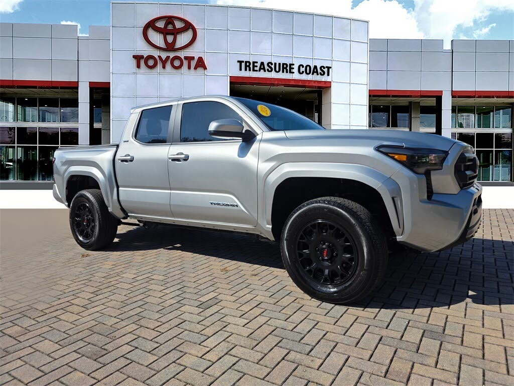 2024 Toyota Tacoma SR5 Double Cab 4WD
