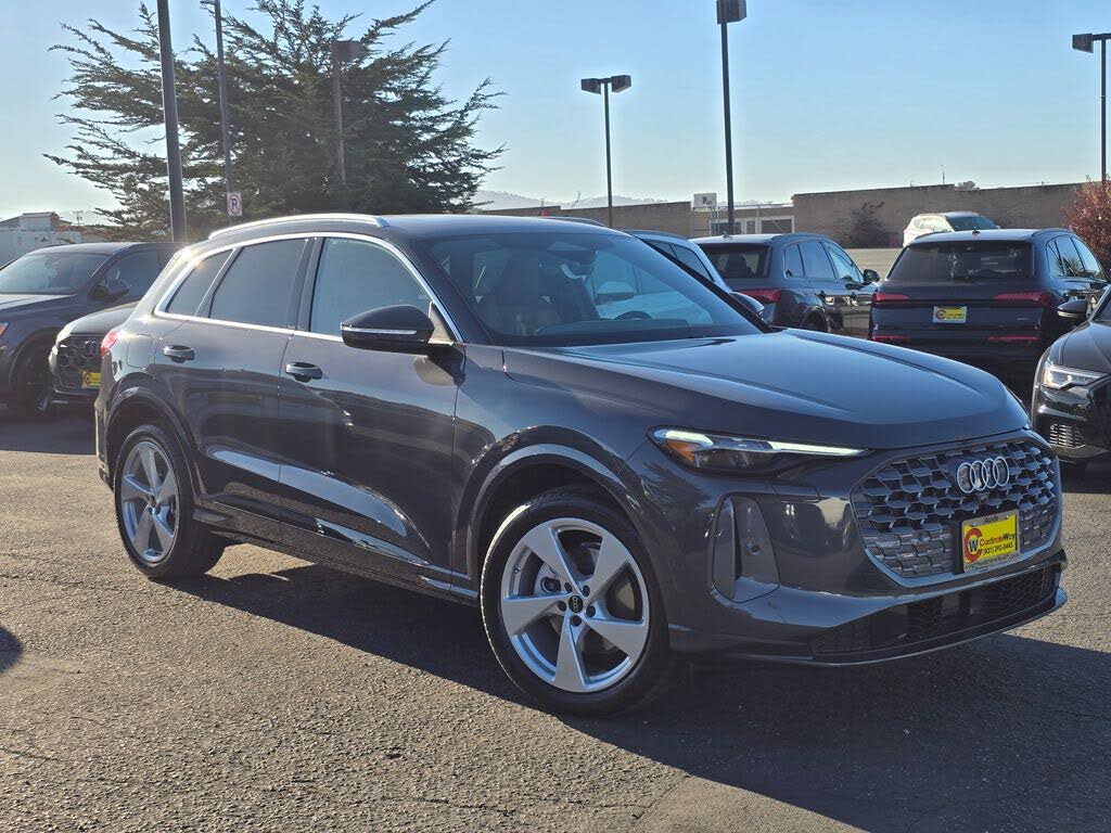 2025 Audi Q5 quattro Prestige 40 TFSI