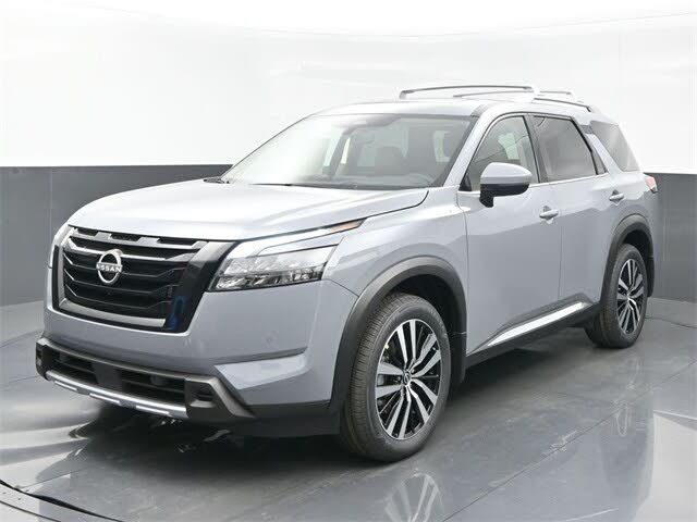 2025 Nissan Pathfinder Platinum 4WD