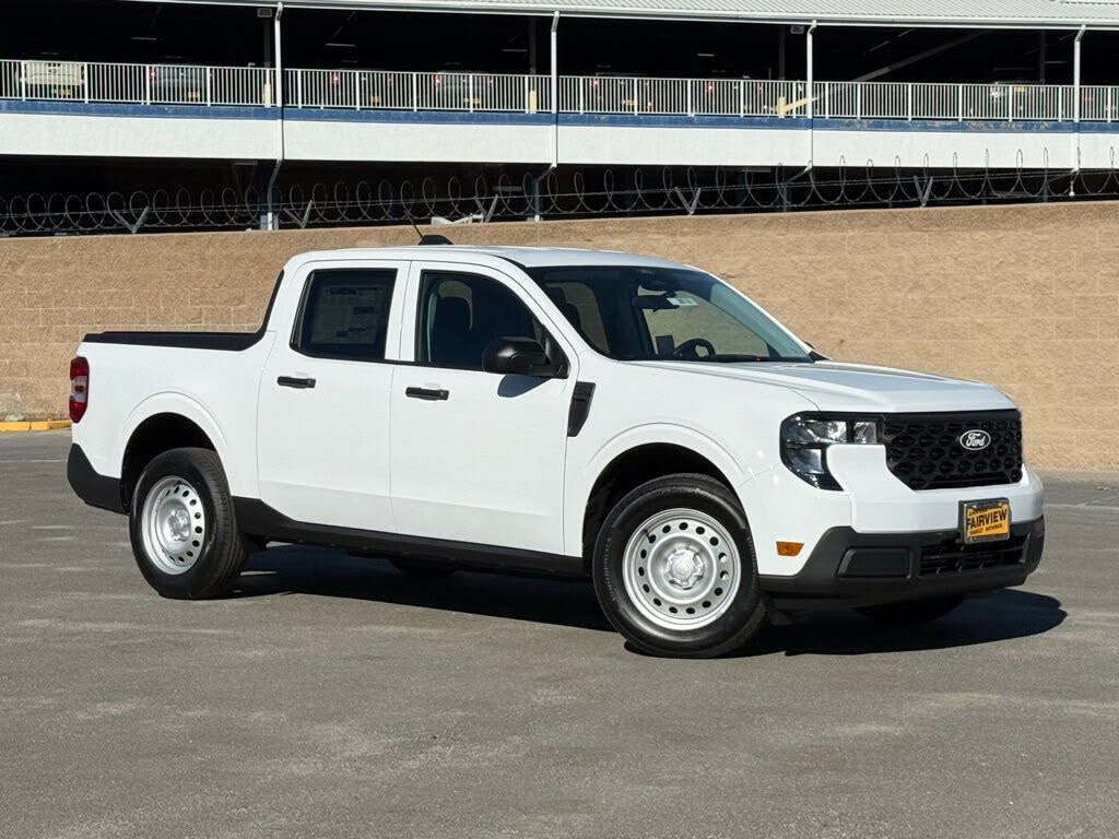 2026 Ford Maverick XL SuperCrew FWD