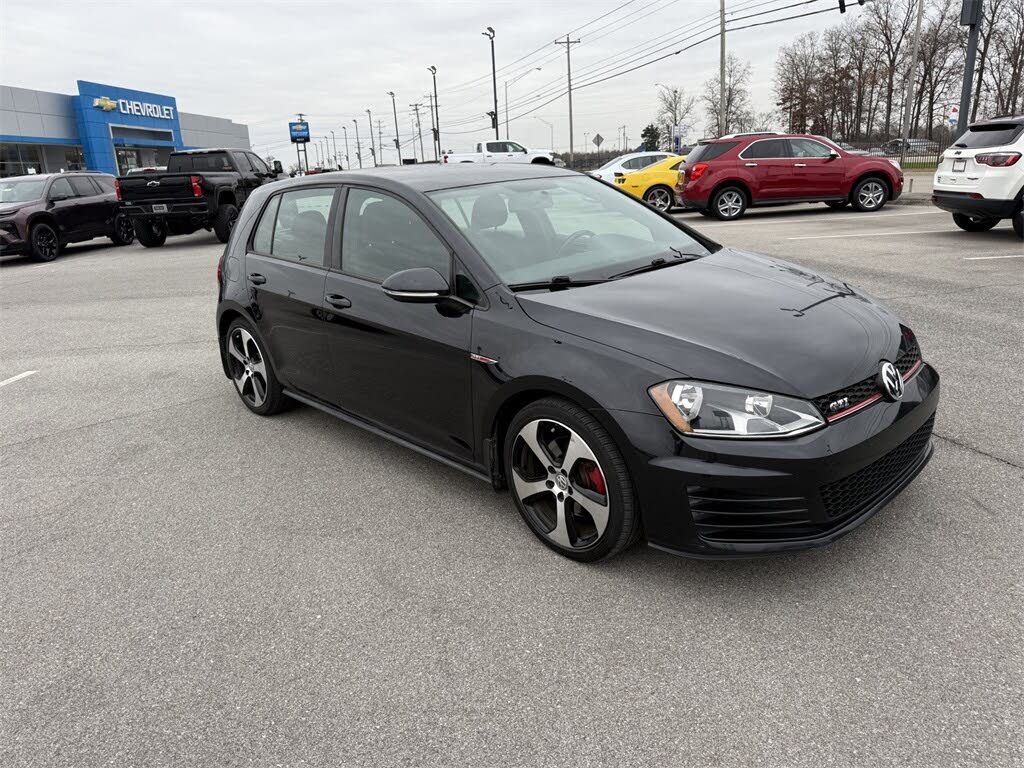 2017 Volkswagen Golf GTI 2.0T S 4-Door FWD
