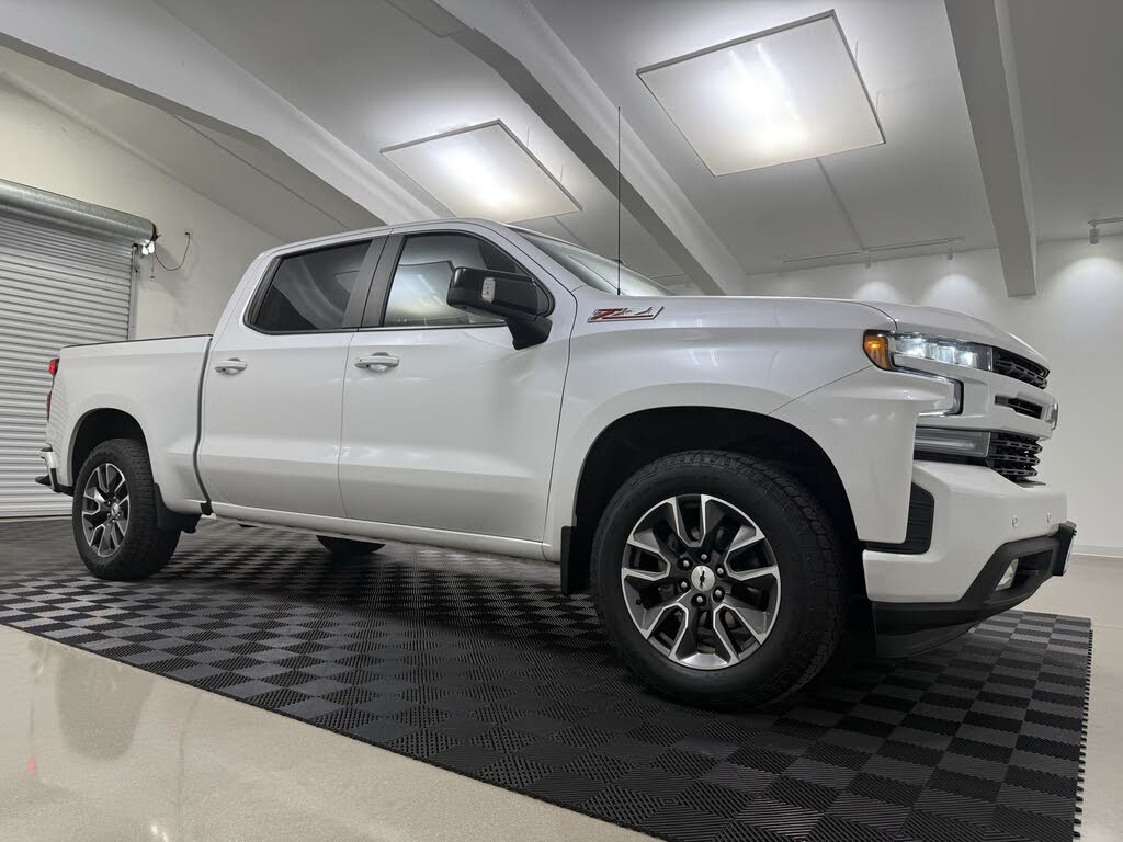 2022 Chevrolet Silverado 1500 RST Crew Cab 4WD