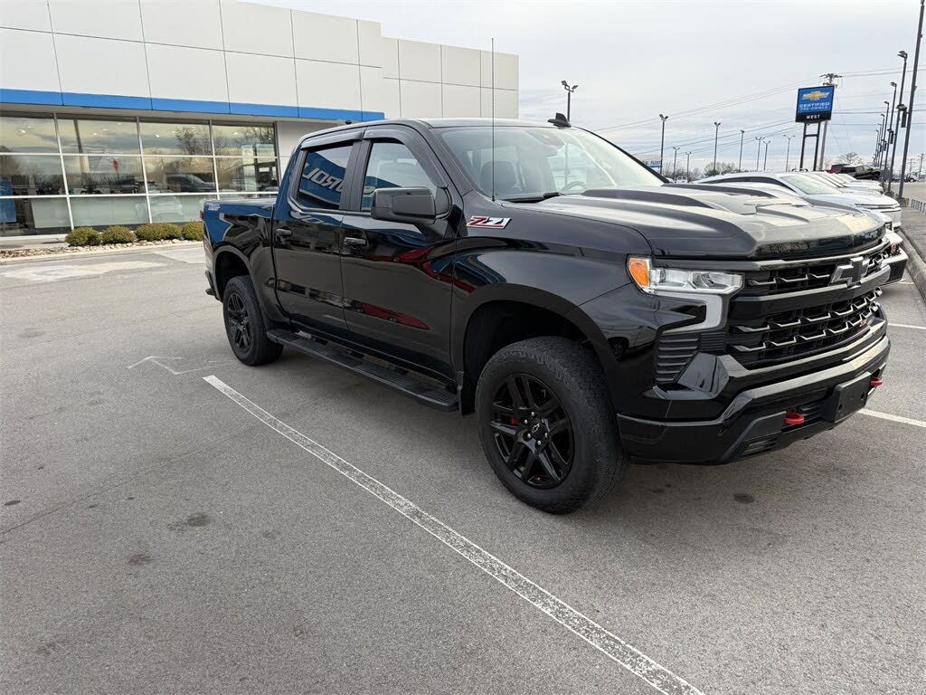2022 Chevrolet Silverado 1500 LT Trail Boss Crew Cab 4WD