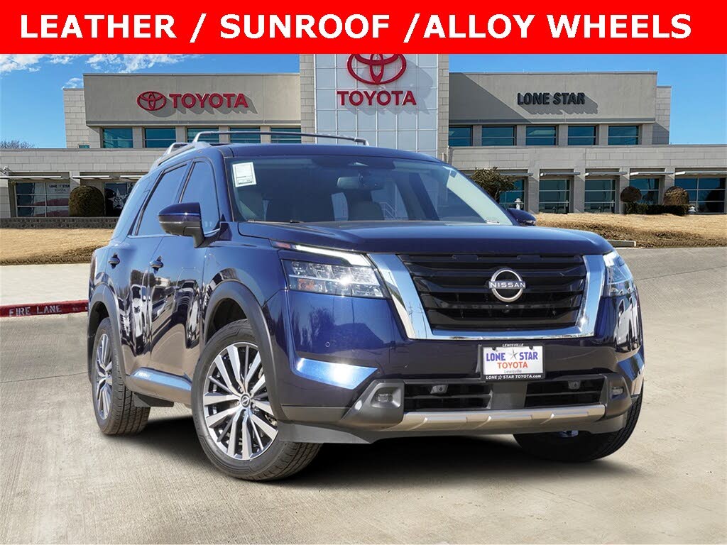 2022 Nissan Pathfinder Platinum FWD