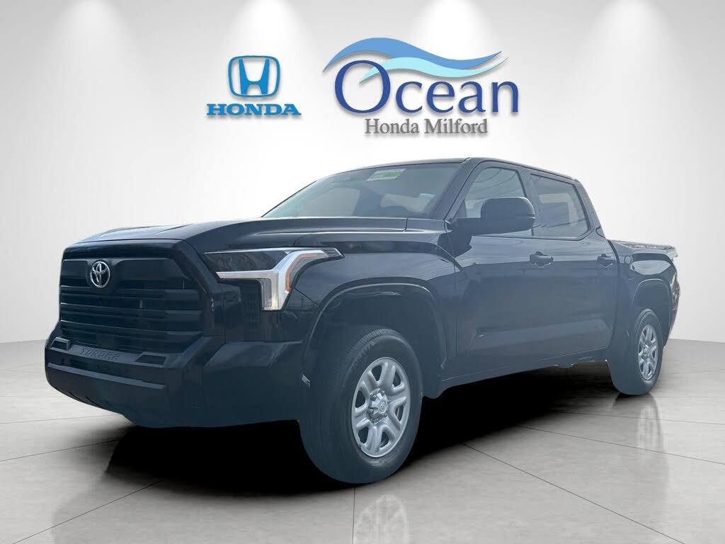 2023 Toyota Tundra SR CrewMax Cab 4WD