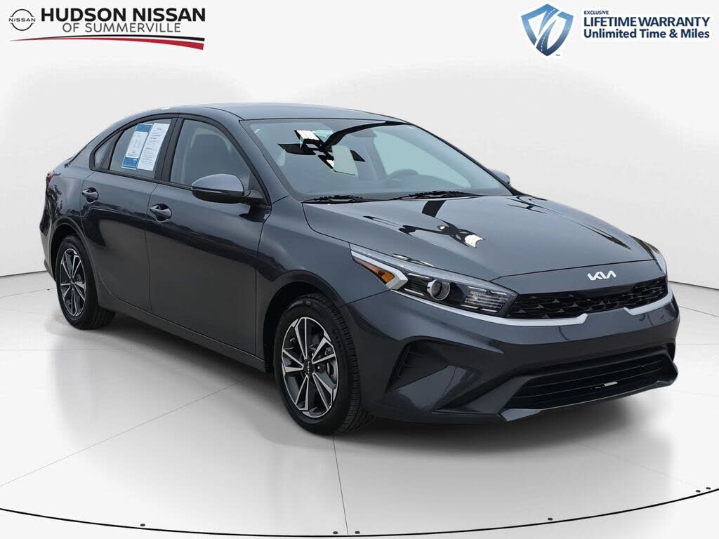 2024 Kia Forte LXS FWD