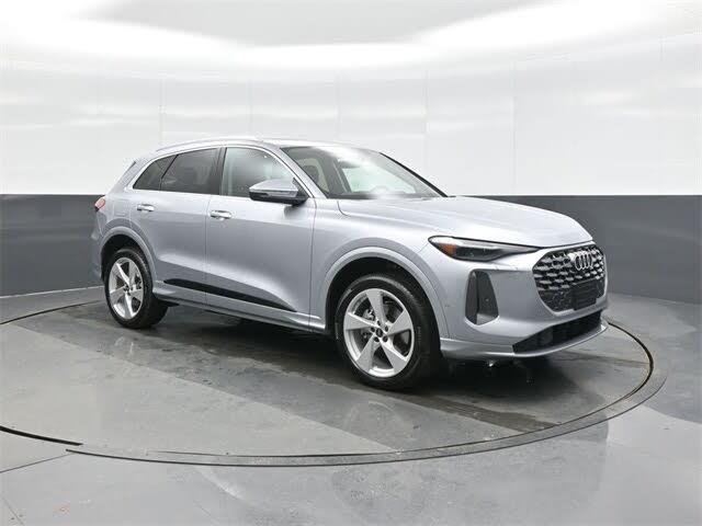 2025 Audi Q5 quattro Premium Plus 40 TFSI