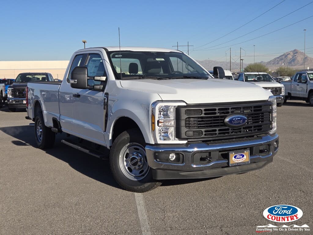 2025 Ford F-250 Super Duty XL SuperCab LB RWD