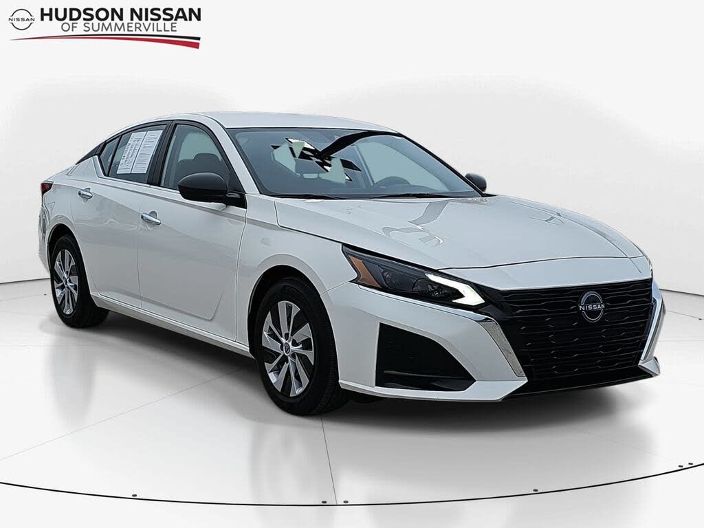 2025 Nissan Altima 2.5 S FWD