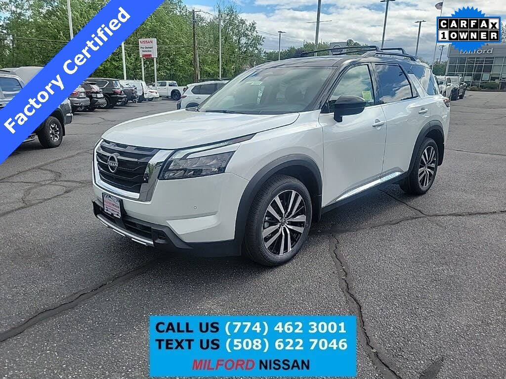 2025 Nissan Pathfinder Platinum 4WD