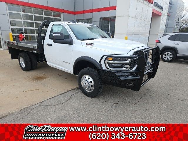 2025 RAM 3500 Chassis Tradesman Regular Cab DRW 4WD